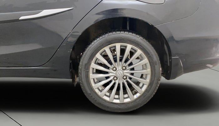 2017 Maruti Ciaz ALPHA  AT 1.4  PETROL, Petrol, Automatic, 28,176 km, Left Rear Wheel