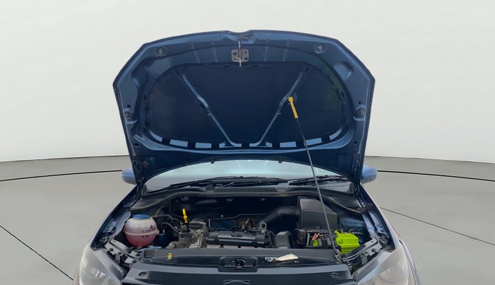 2016 Volkswagen Ameo HIGHLINE1.2L, Petrol, Manual, 78,203 km, Open Bonet