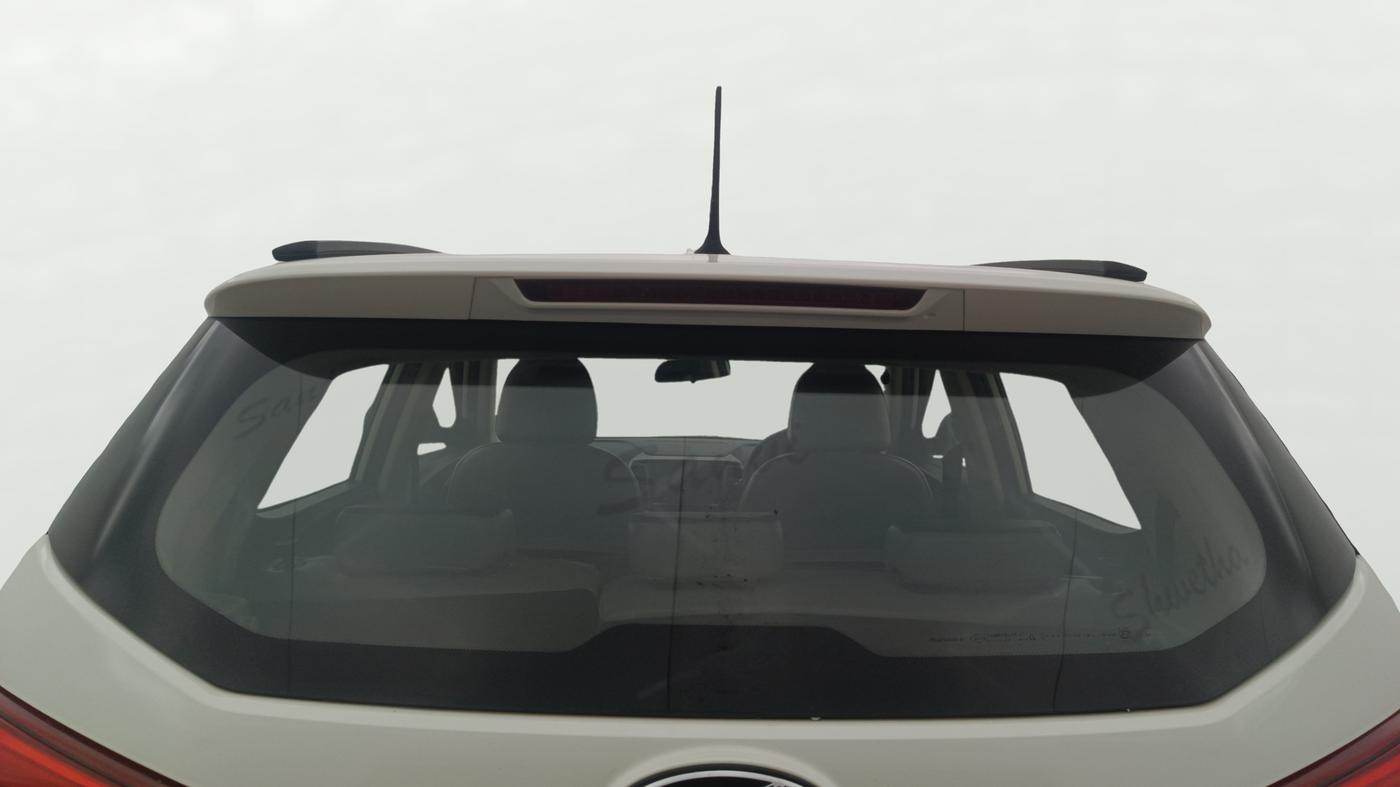 2021 Mahindra XUV300 W6 1.2 PETROL, Petrol, Manual, 51,283 km, Rear Windshield