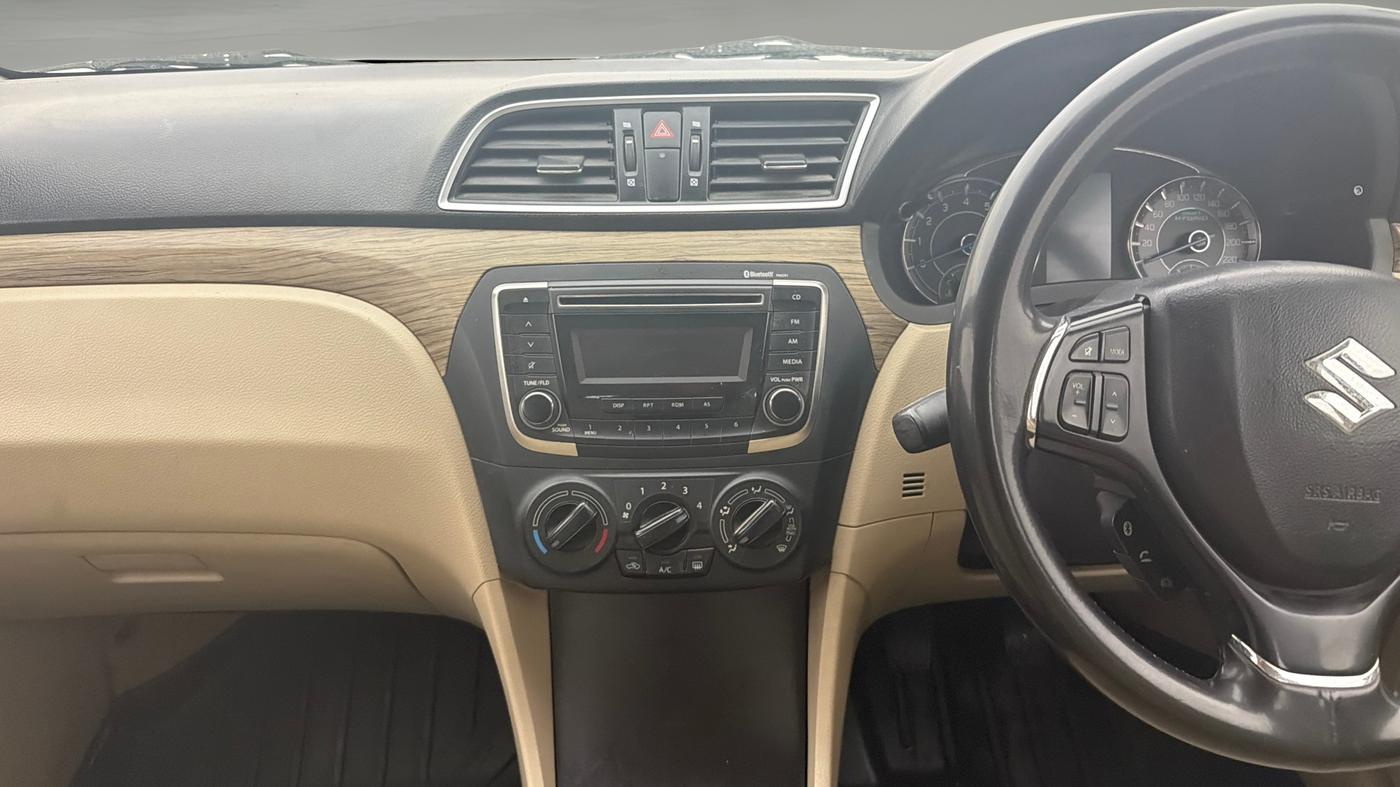 2022 Maruti Ciaz SIGMA 1.5 SHVS MT  PETROL, Petrol, Manual, 66,194 km, Air Conditioner