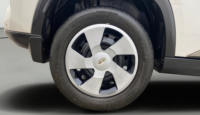 2023 Maruti Grand Vitara SIGMA SMART HYBRID, Petrol, Manual, 31,873 km, Right Rear Wheel