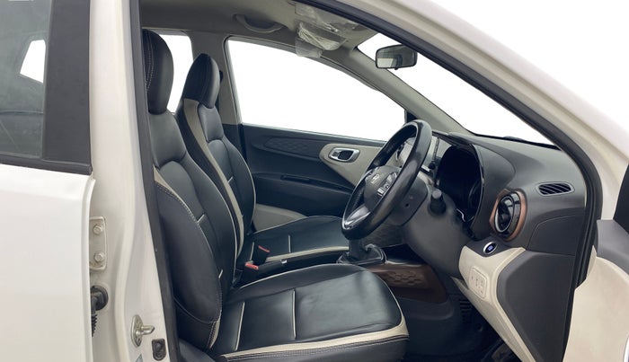 2023 Hyundai AURA SX 1.2 CNG, CNG, Manual, 59,761 km, Right Side Front Door Cabin