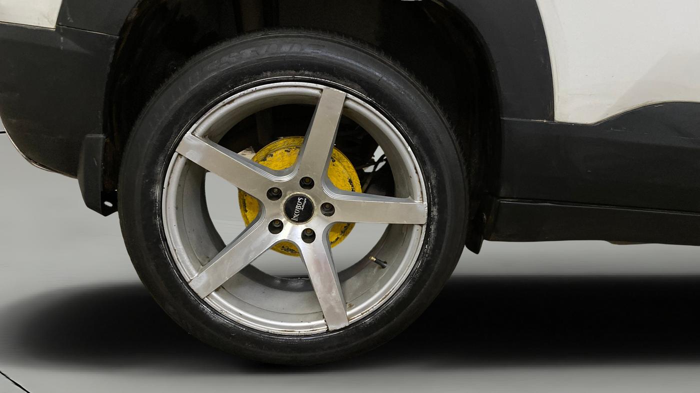 2023 Maruti BREZZA VXI SMART HYBRID, Petrol, Manual, 56,682 km, Right Rear Wheel