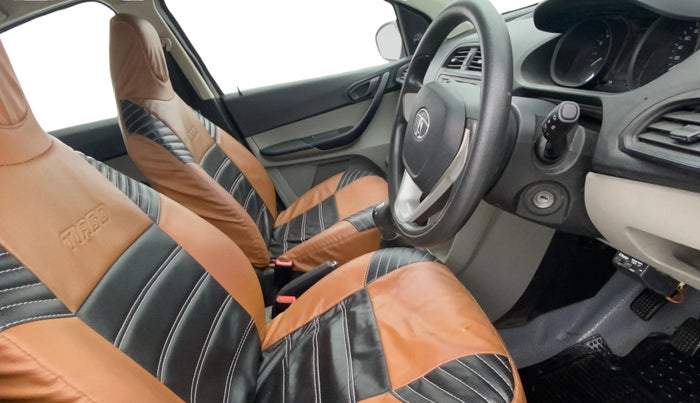 2018 Tata Tiago XE PETROL, Petrol, Manual, 39,718 km, Right Side Front Door Cabin