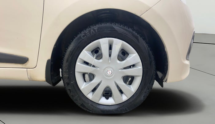 2014 Hyundai Grand i10 SPORTZ 1.2 KAPPA VTVT, Petrol, Manual, 41,453 km, Right Front Wheel