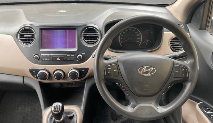 2017 Hyundai Grand i10 SPORTZ (O) 1.2 KAPPA VTVT, Petrol, Manual, 1,22,102 km, Steering Wheel Close Up
