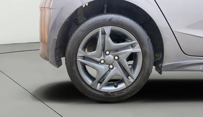 2021 Hyundai NEW I20 SPORTZ 1.2 AT, Petrol, Automatic, 58,277 km, Right Rear Wheel