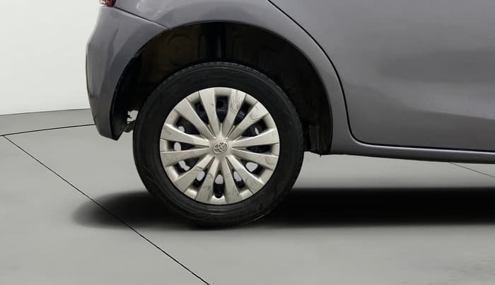 2015 Toyota Etios Liva V, Petrol, Manual, 59,013 km, Right Rear Wheel