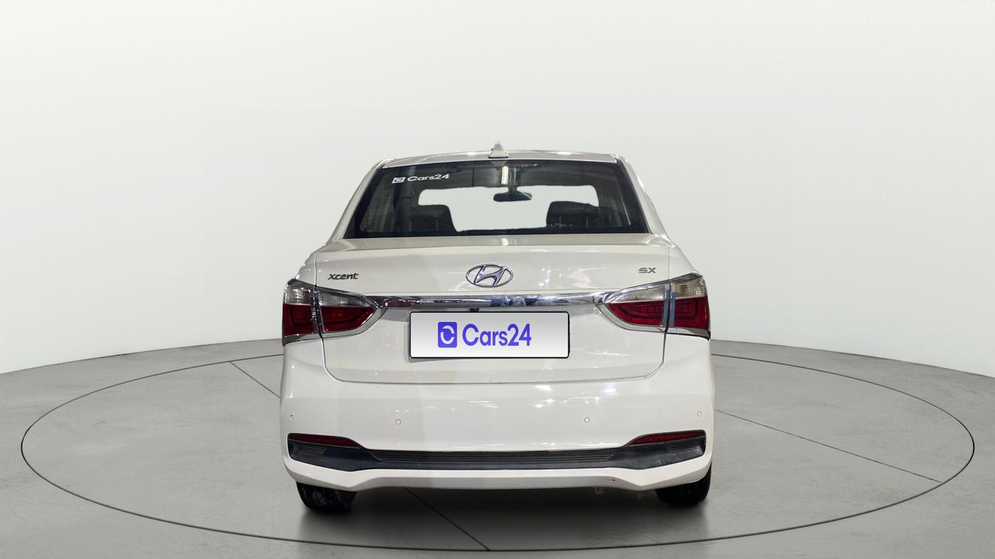 2018 Hyundai Xcent SX 1.2 (O), Petrol, Manual, 69,213 km, Back/Rear