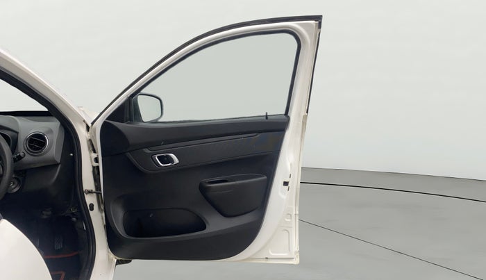 2019 Renault Kwid RXT 1.0 AMT (O), Petrol, Automatic, 27,258 km, RHS Front Door