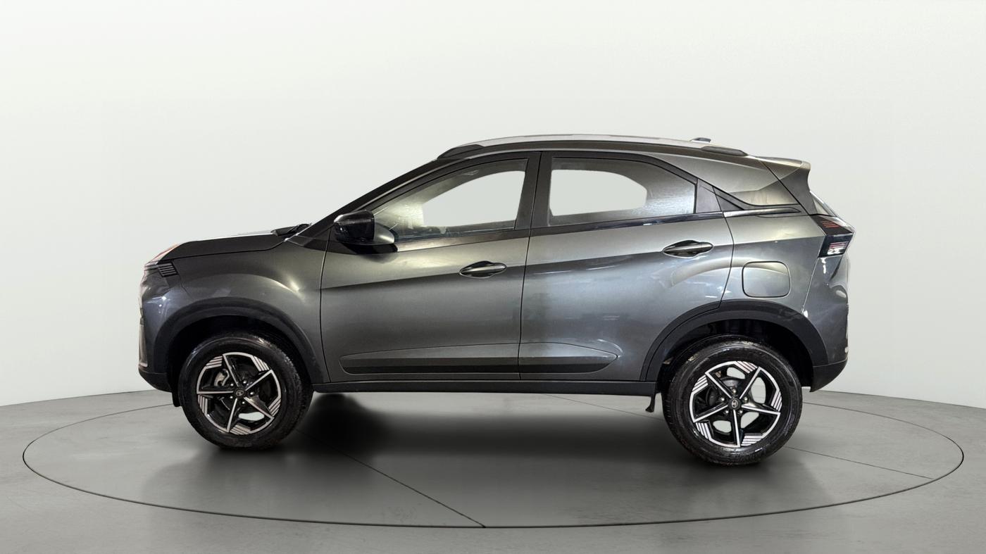 2025 Tata NEXON CREATIVE 1.2 REVOTRON 6MT, Petrol, Manual, 3,220 km, Left Side