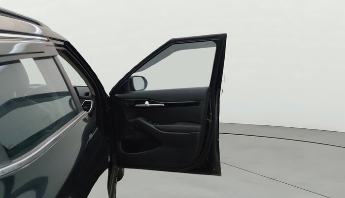 2021 KIA SELTOS HTX ANNIVERSARY EDITION 1.5 PETROL, Petrol, Manual, 83,936 km, RHS Front Door