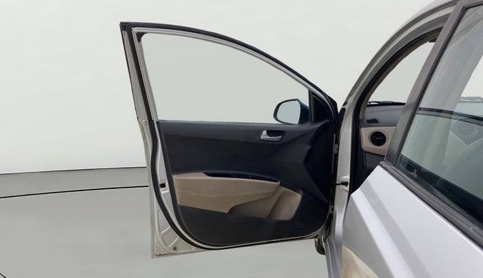 2015 Hyundai Xcent S 1.2, Petrol, Manual, 1,09,398 km, LHS Front Door