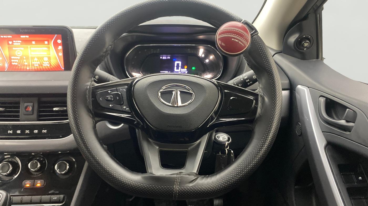 2023 Tata NEXON XM PLUS SUNROOF PETROL, Petrol, Manual, 40,603 km, Steering Wheel Close Up