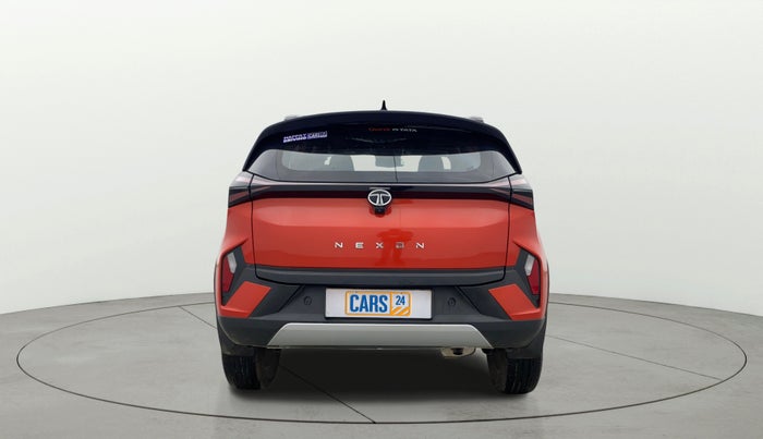2023 Tata NEXON FEARLESS + SUNROOF DCA DUAL TONE 1.2 PETROL, Petrol, Automatic, 27,496 km, Back/Rear