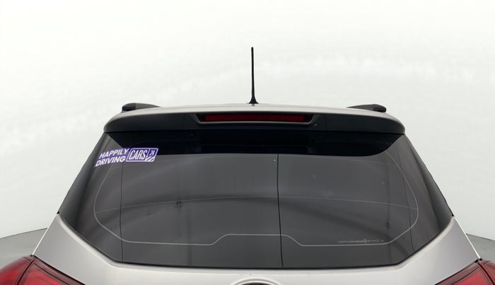 2019 Mahindra XUV300 W6 1.5 DIESEL, Diesel, Manual, 88,443 km, Rear Windshield