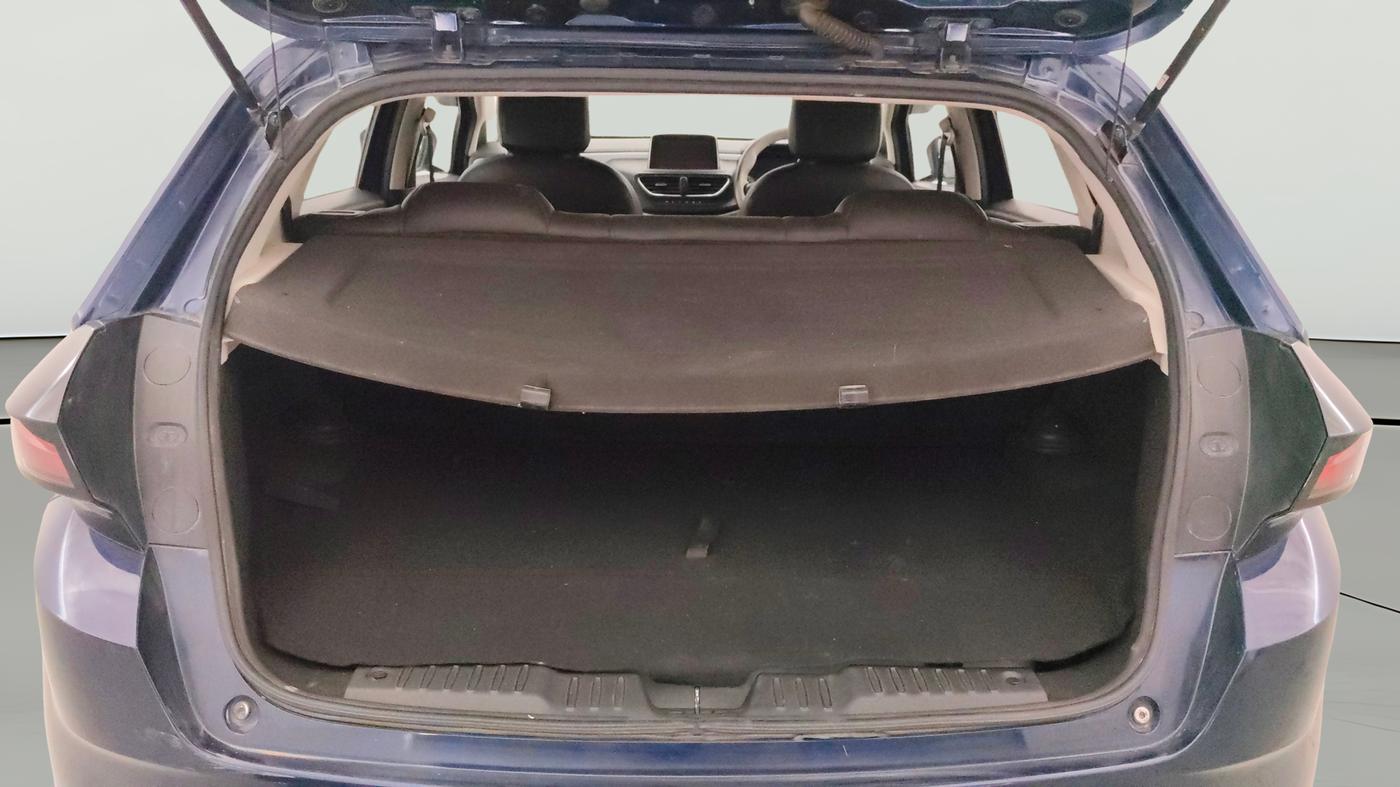 2024 Tata ALTROZ XM PLUS SUNROOF CNG, CNG, Manual, 44,187 km, Boot Open Zoomed View