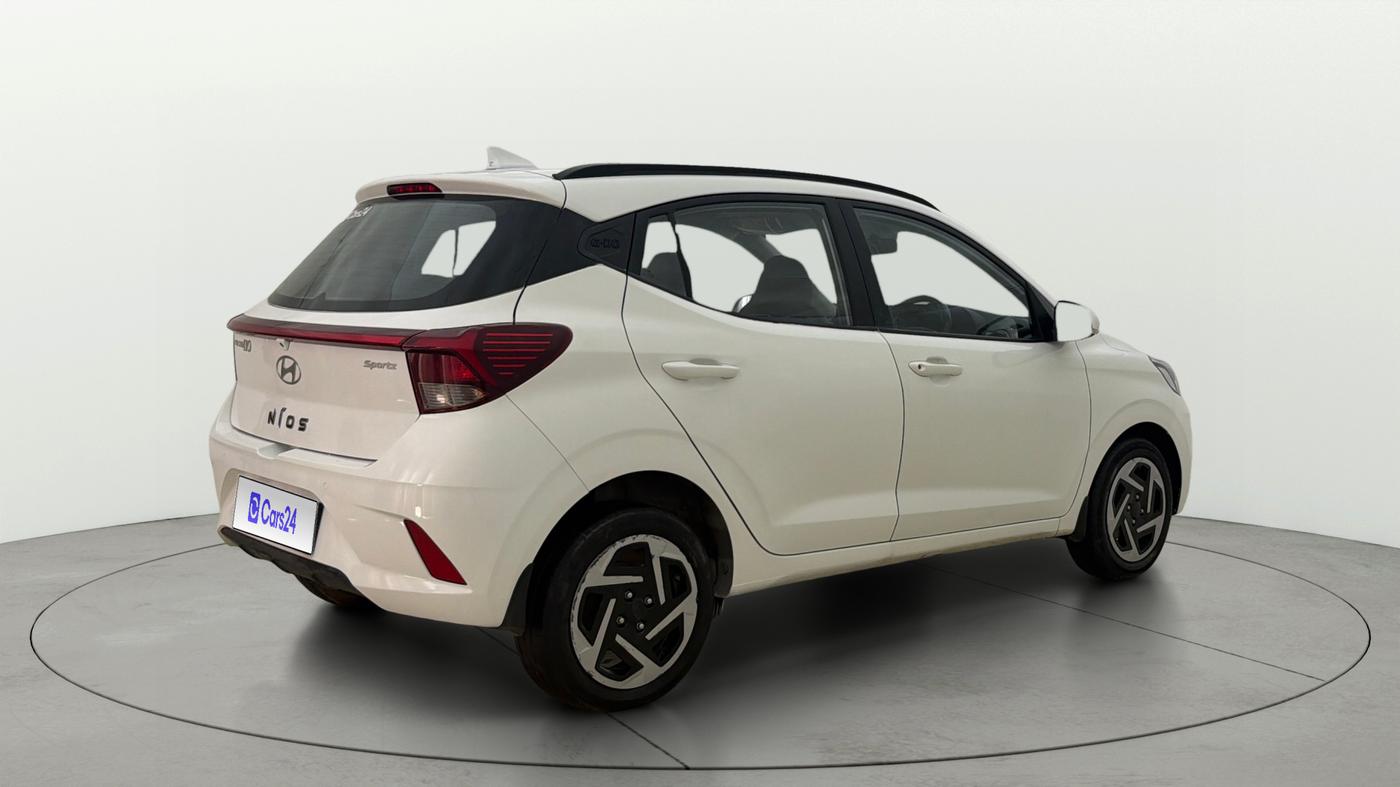 2023 Hyundai GRAND I10 NIOS SPORTZ 1.2 KAPPA VTVT, Petrol, Manual, 47,122 km, Right Back Diagonal