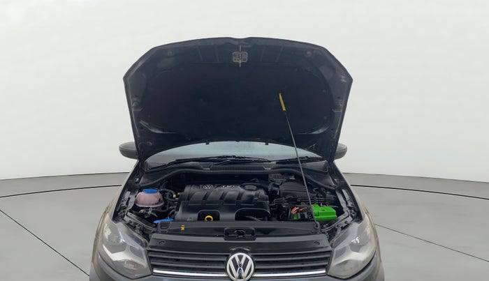 2017 Volkswagen Ameo HIGHLINE PLUS 1.5L AT 16 ALLOY, Diesel, Automatic, 84,772 km, Open Bonet