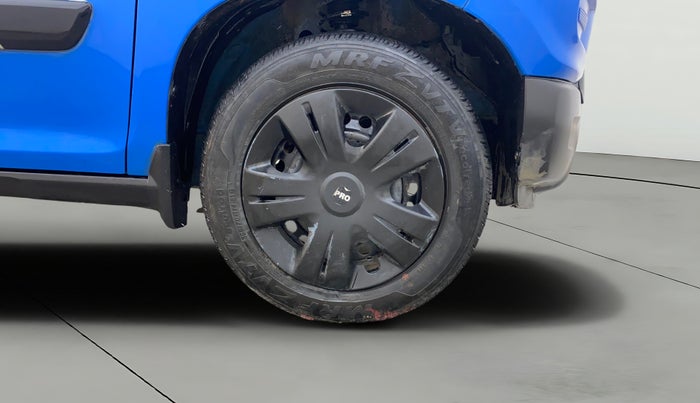 2022 Maruti S PRESSO VXI (O), Petrol, Manual, 38,373 km, Right Front Wheel