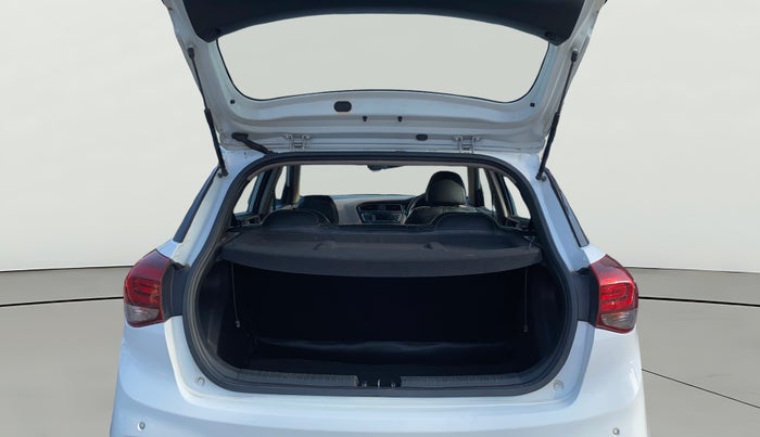 2019 Hyundai Elite i20 MAGNA PLUS 1.2, Petrol, Manual, 38,172 km, Boot Open Zoomed View