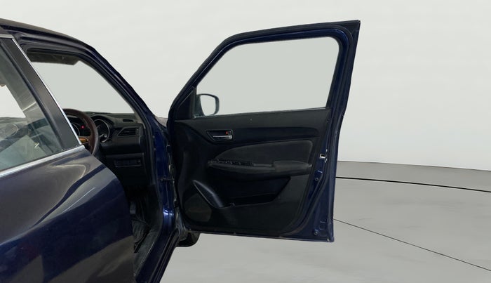 2018 Maruti Swift VXI, Petrol, Manual, 51,453 km, RHS Front Door