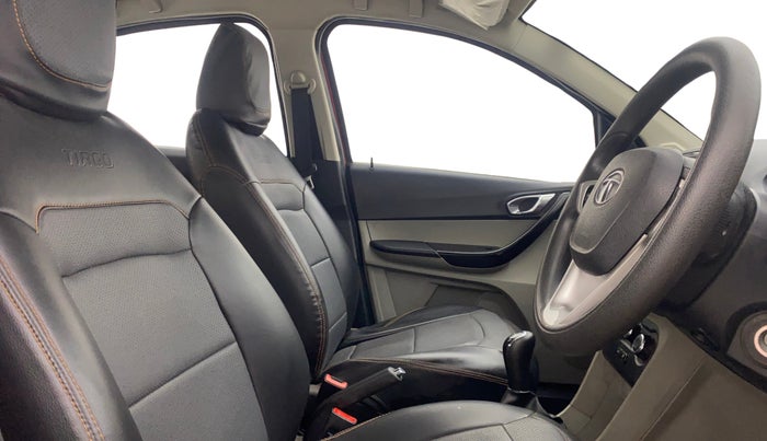 2017 Tata Tiago XZ PETROL, Petrol, Manual, 31,714 km, Right Side Front Door Cabin