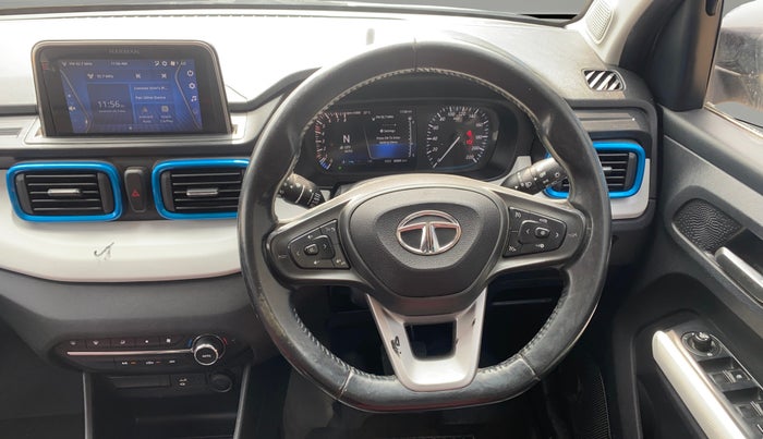 2022 Tata PUNCH CREATIVE  AMT, Petrol, Automatic, 68,887 km, Steering Wheel Close Up