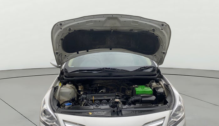 2016 Hyundai Verna 1.6 VTVT SX, Petrol, Manual, 38,980 km, Open Bonet