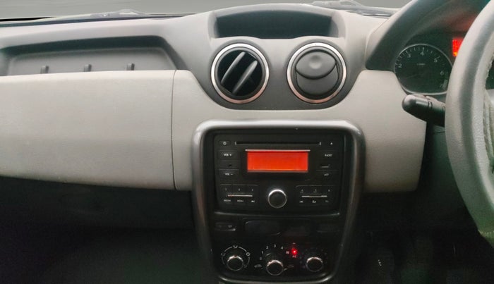 2013 Renault Duster RXE PETROL, Petrol, Manual, 61,904 km, Air Conditioner