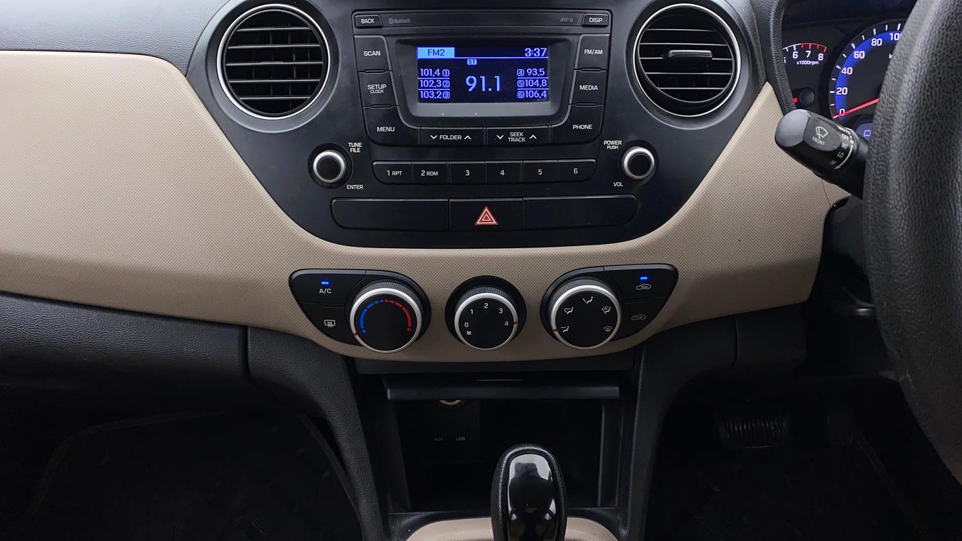 2016 Hyundai Xcent S AT 1.2, Petrol, Automatic, 65,303 km, Air Conditioner
