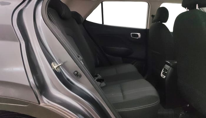 2021 Hyundai VENUE SX PLUS 1.0 TURBO DCT, Petrol, Automatic, 13,931 km, Right Side Rear Door Cabin
