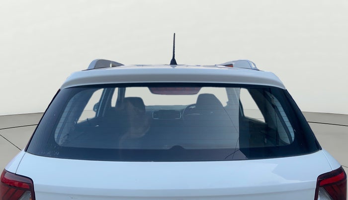 2020 Hyundai VENUE S 1.2, Petrol, Manual, 29,129 km, Rear Windshield