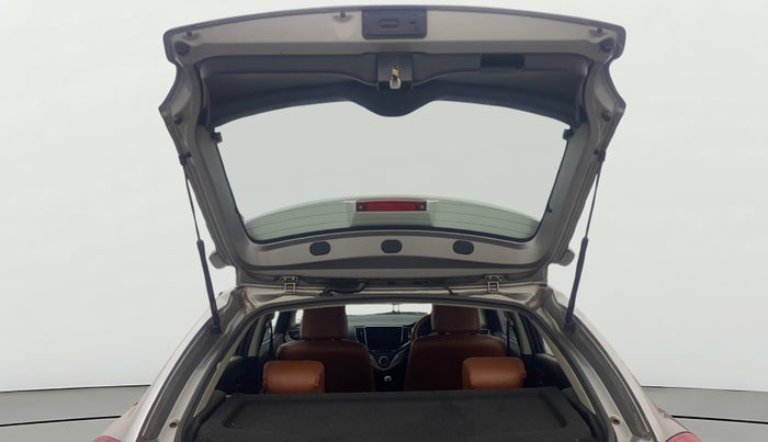 2020 Toyota Glanza G, Petrol, Manual, 69,703 km, Boot Door Open