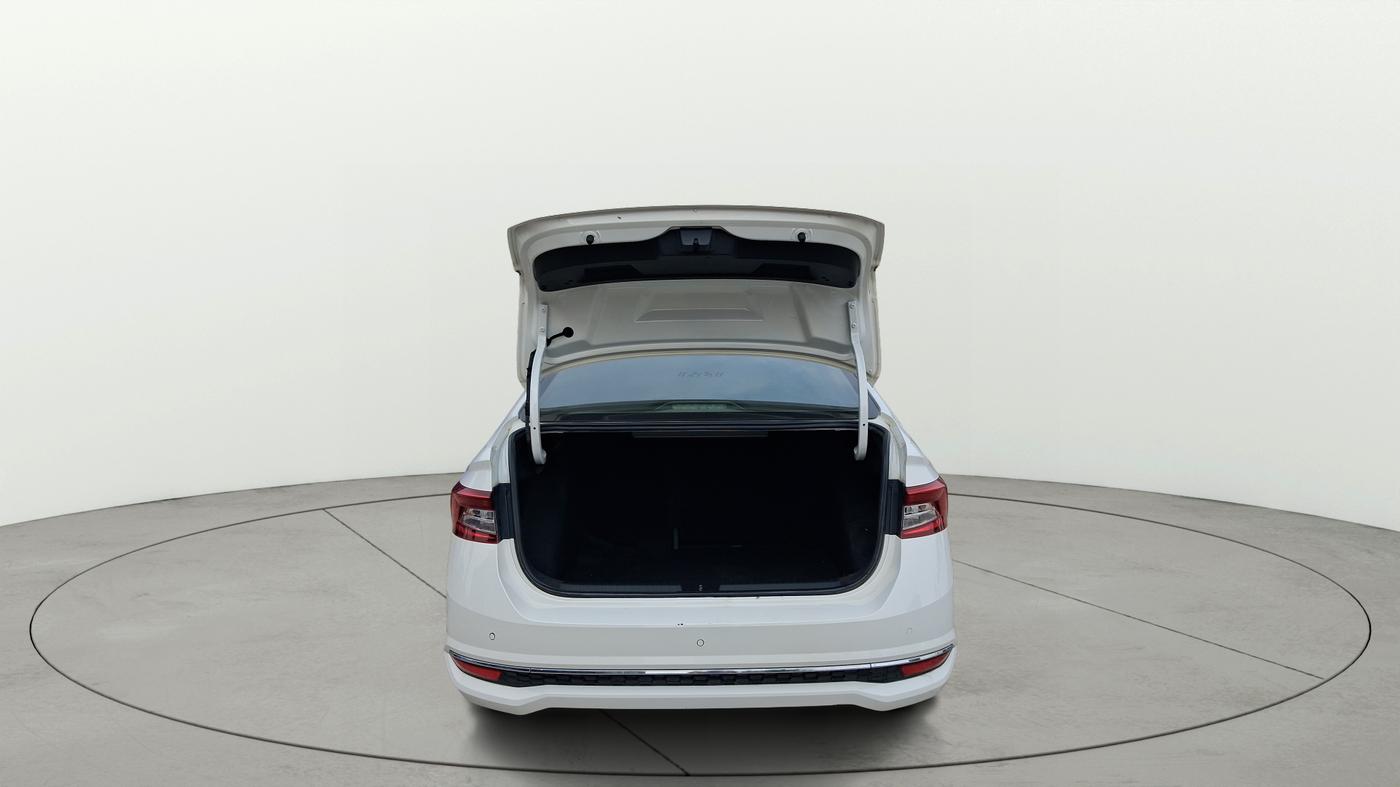 2023 Skoda SLAVIA STYLE 1.0L TSI AT, Petrol, Automatic, 83,399 km, Boot Door Open
