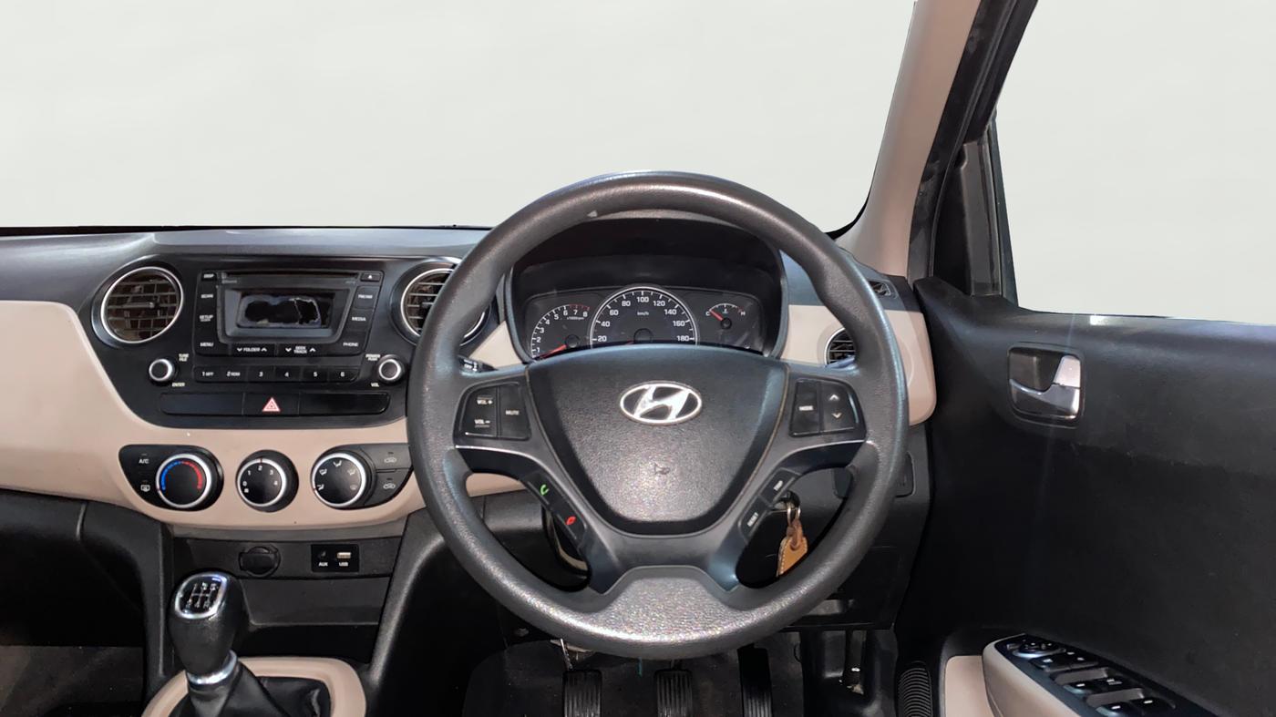 2015 Hyundai Grand i10 SPORTZ 1.2 KAPPA VTVT, Petrol, Manual, 43,563 km, Steering Wheel Close Up