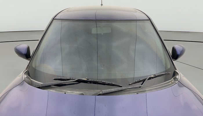 2021 Maruti Swift VXI, Petrol, Manual, 91,450 km, Front Windshield