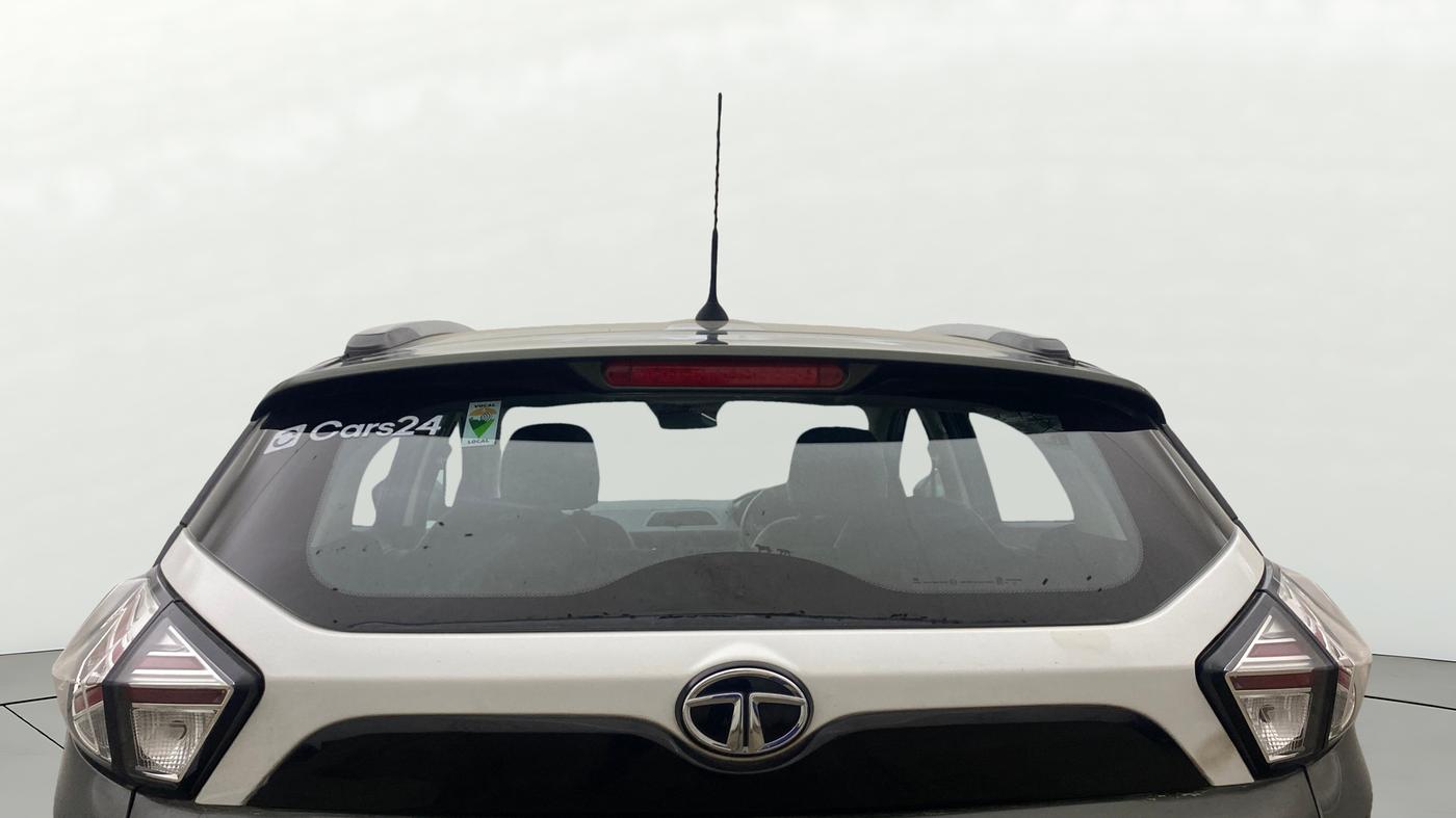 2022 Tata NEXON XM SUNROOF PETROL, Petrol, Manual, 54,677 km, Rear Windshield