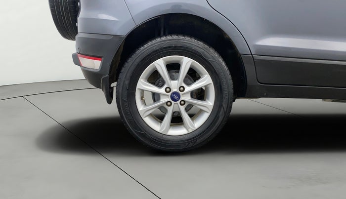 2020 Ford Ecosport TITANIUM 1.5L DIESEL, Diesel, Manual, 1,47,695 km, Right Rear Wheel