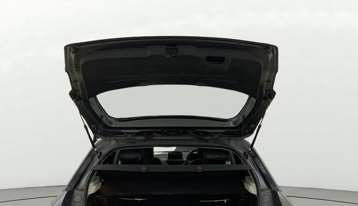 2020 Tata ALTROZ XZ PETROL, Petrol, Manual, 19,004 km, Boot Door Open