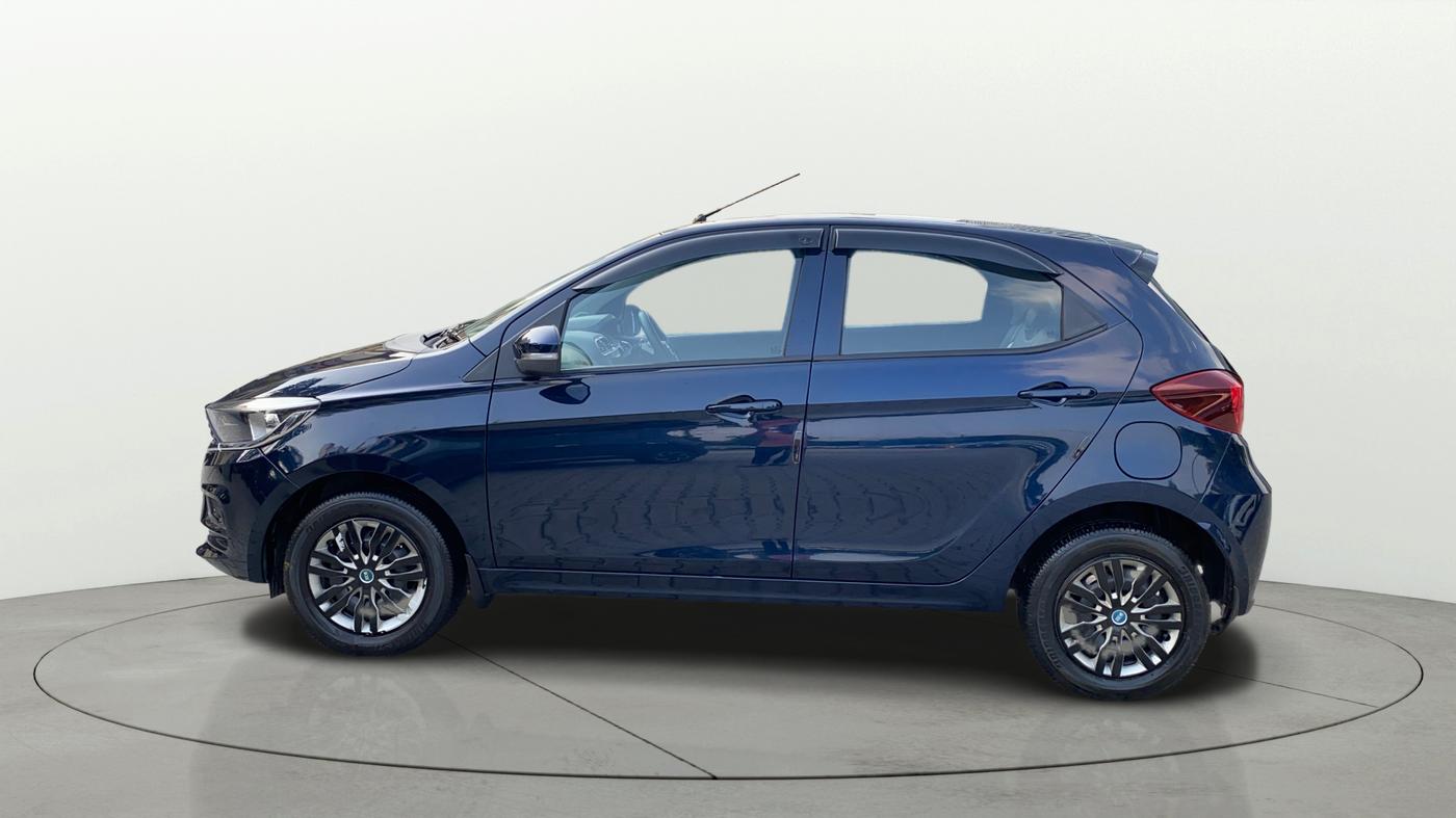 2021 Tata Tiago XT (O) PETROL, Petrol, Manual, 20,725 km, Left Side