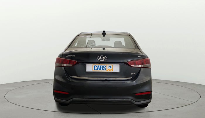 2018 Hyundai Verna 1.6 VTVT SX, Petrol, Manual, 84,701 km, Back/Rear