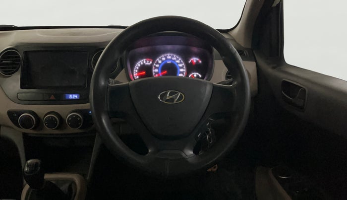 2016 Hyundai Grand i10 MAGNA 1.2 KAPPA VTVT, CNG, Manual, 1,37,728 km, Steering Wheel Close Up