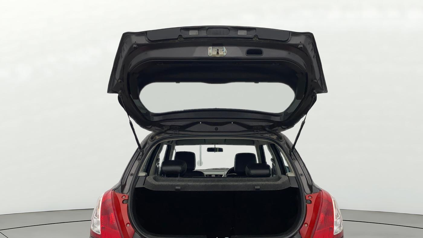 2016 Maruti Swift VXI, Petrol, Manual, 18,932 km, Boot Door Open