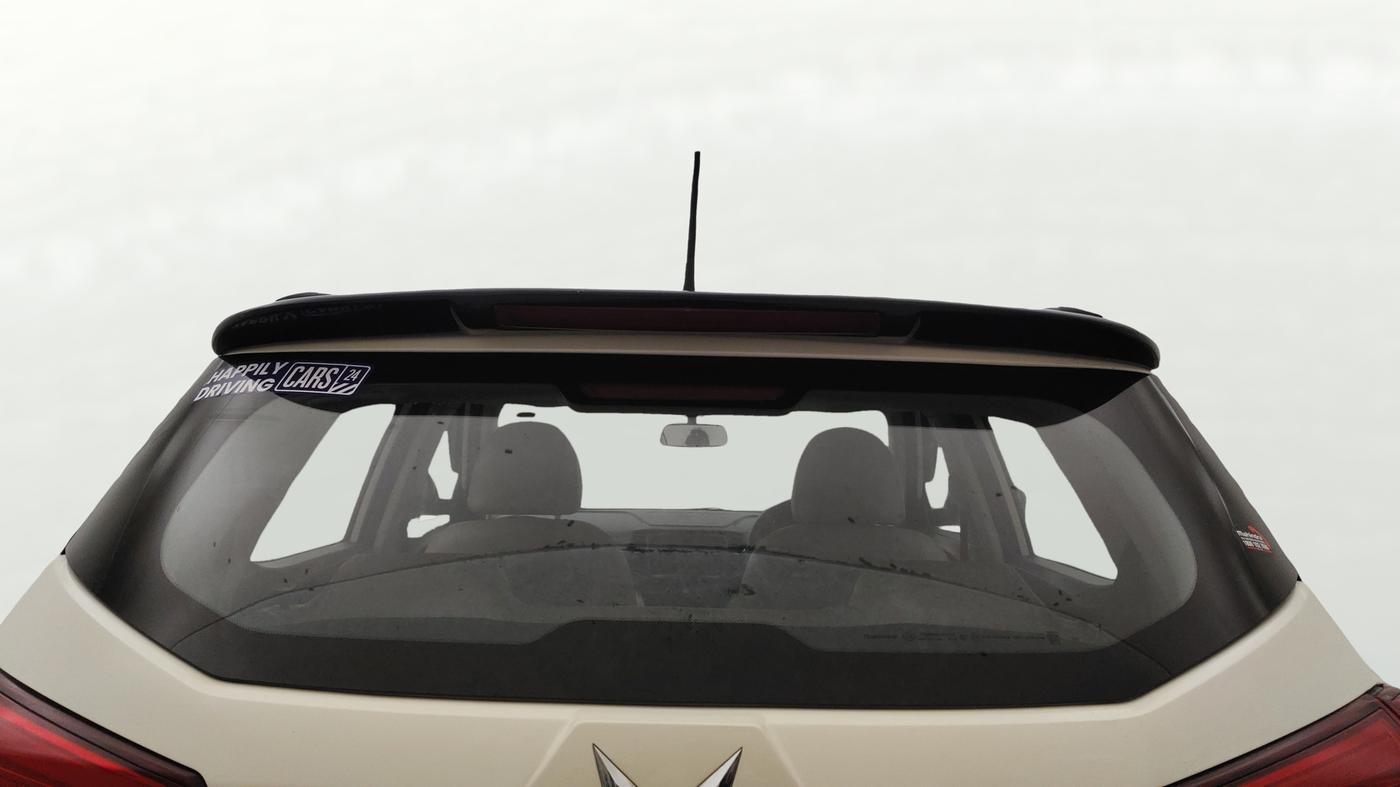 2023 Mahindra XUV300 W6 1.2 PETROL AMT, Petrol, Automatic, 36,660 km, Rear Windshield