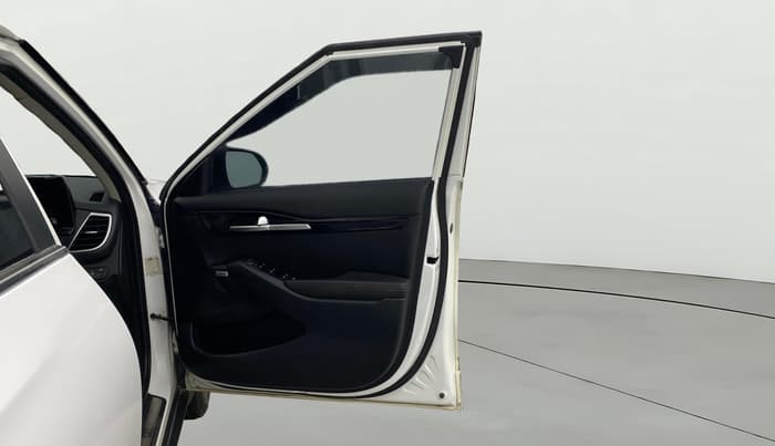 2021 KIA SELTOS GTX PLUS 1.5 DIESEL AT DUAL TONE, Diesel, Automatic, 82,267 km, RHS Front Door