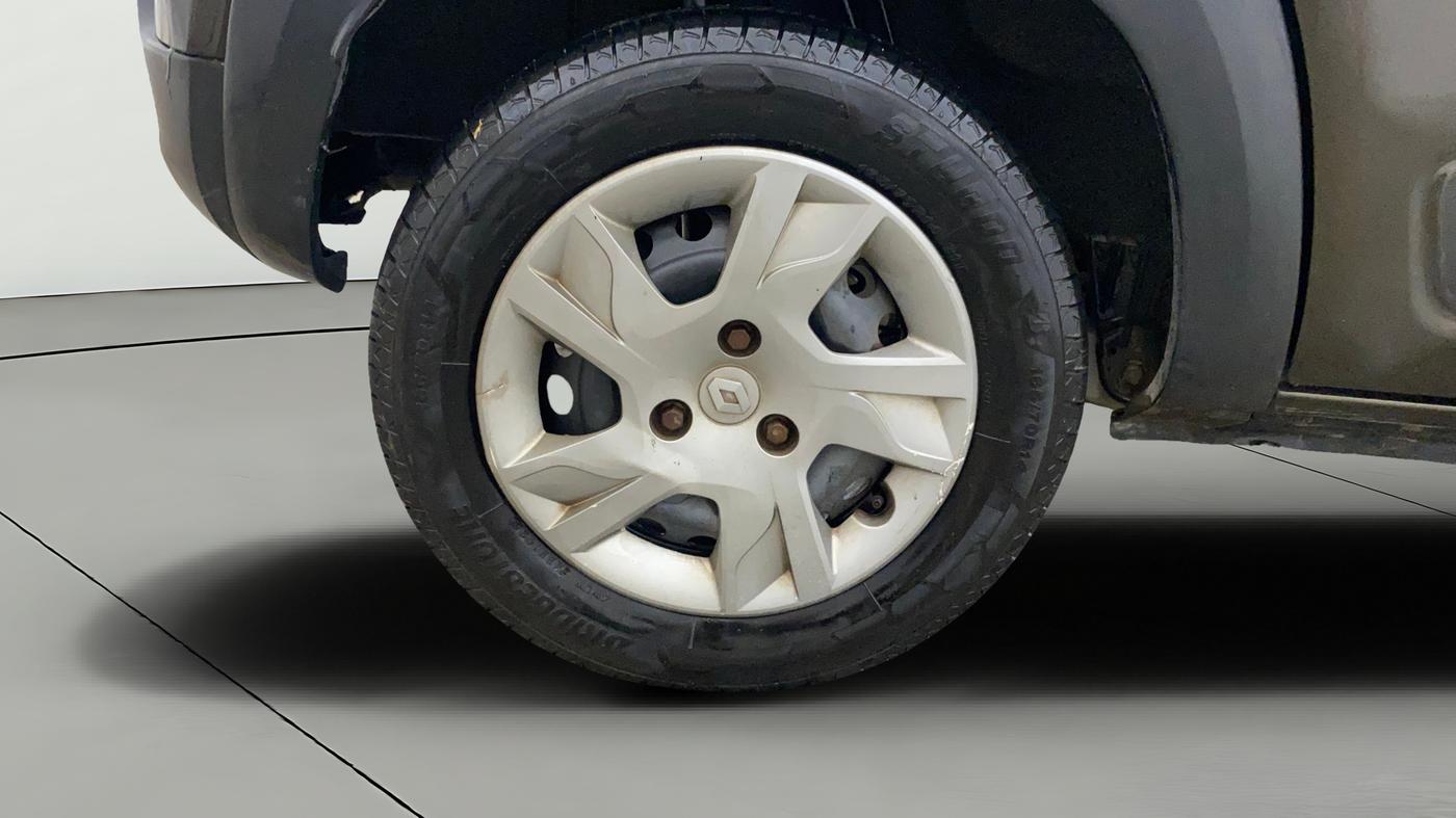 2019 Renault Kwid RXT 1.0 AMT (O), Petrol, Automatic, 45,623 km, Right Rear Wheel