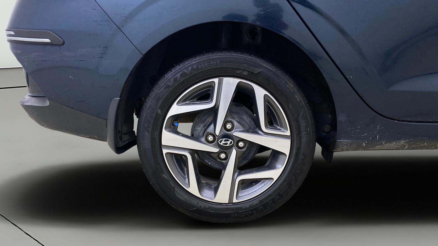 2023 Hyundai AURA SX 1.2 CNG, CNG, Manual, 91,199 km, Right Rear Wheel