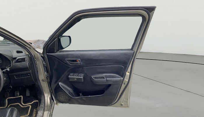 2020 Maruti Swift LXI, Petrol, Manual, 68,391 km, RHS Front Door