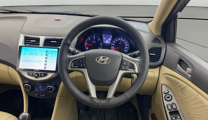 2017 Hyundai Verna 1.6 CRDI SX, Diesel, Manual, 98,200 km, Steering Wheel Close Up